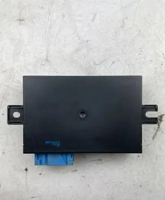 BMW 7 E38 Comfort/convenience module 65718352613 8352613