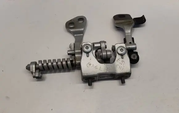 BMW 3 E90 E91 Tailgate/trunk/boot hinge 7119042 6034170