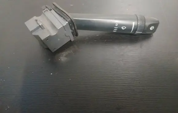 Volvo V70 Wiper control stalk 8691695 03W28D