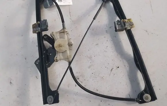 Volkswagen Caddy Front door manual window regulator