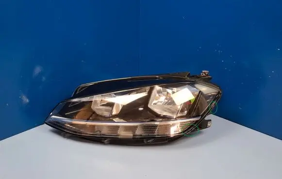 Volkswagen Golf VII Headlight/headlamp 5G1941005D 1EB01392401
