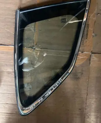 Subaru Legacy Rear side window