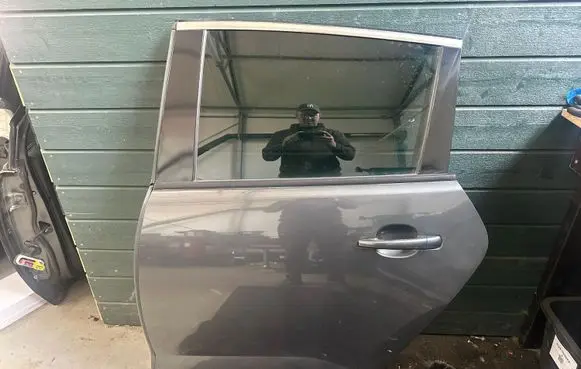 Peugeot 3008 I Rear door 