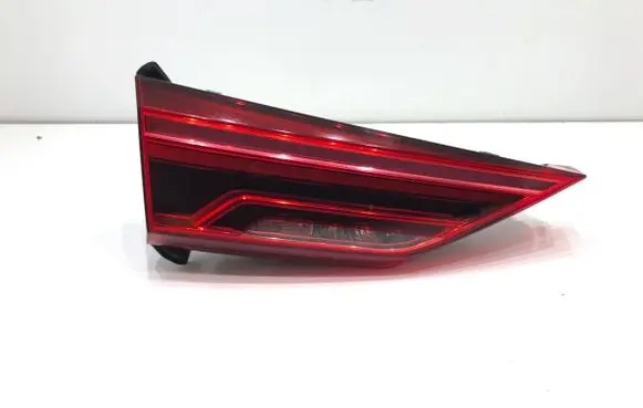 Audi Q3 F3 Rear/tail lights 83A945093