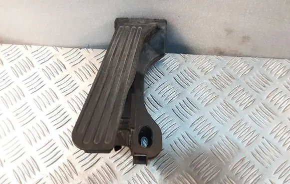 Volkswagen Touran I Accelerator throttle pedal 1T1721503E