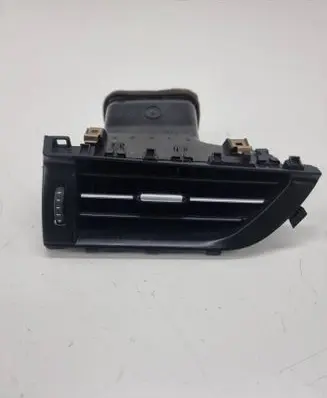 Toyota Avensis T270 Dashboard side air vent grill/cover trim 5566005130