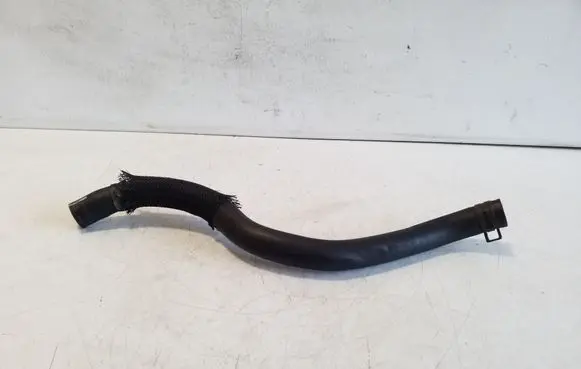 Suzuki Grand Vitara II Engine coolant pipe/hose