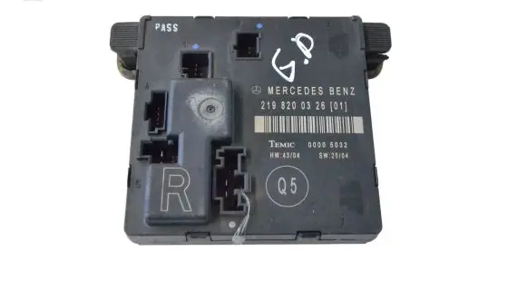Mercedes-Benz CLS C219 Door control unit/module A2198200326