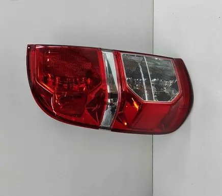 Toyota Hilux (AN10, AN20, AN30) Rear/tail lights 815600K170