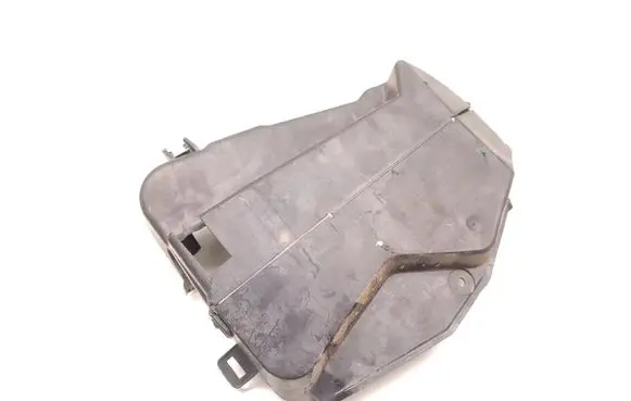 Dacia Sandero Timing belt guard (cover) 135630596R
