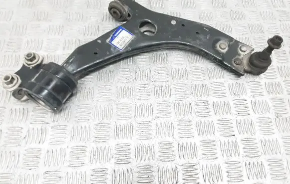 Front lower control arm/wishbone