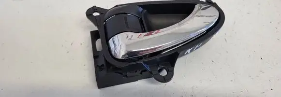 Toyota RAV 4 (XA30) Front door interior handle