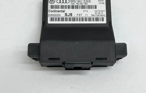 Volkswagen Transporter - Caravelle T5 Gateway control module 6R0907530E 5WK50030H 1K0907951