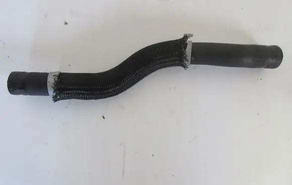 Toyota Prius (XW50) Engine coolant pipe/hose