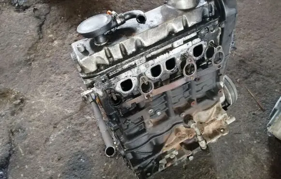 Volkswagen Golf IV Engine