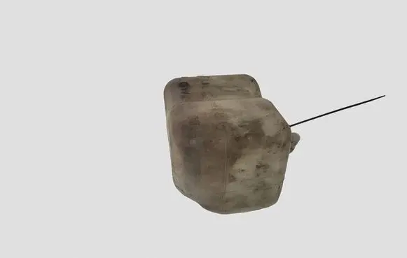 Mitsubishi Pajero Coolant expansion tank/reservoir