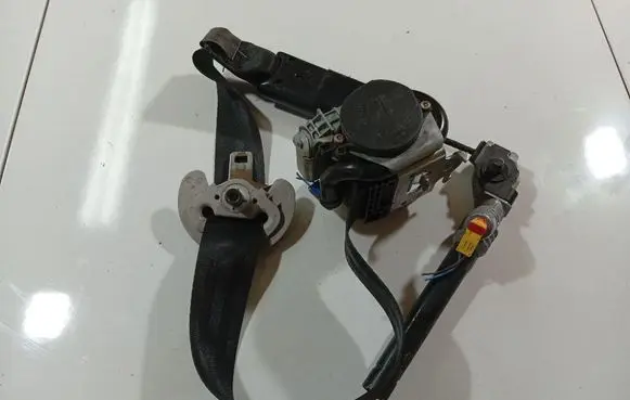 Renault Laguna III Front seatbelt B507743