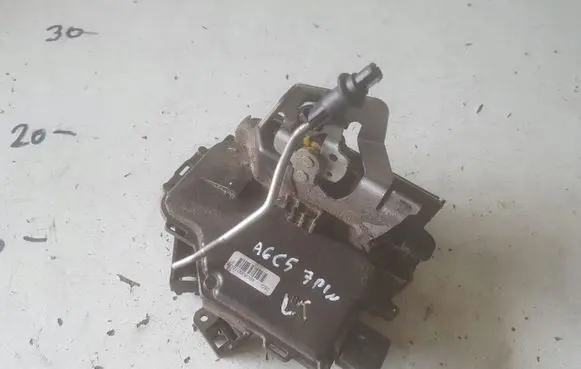 Audi A6 S6 C5 4B Rear door lock 4B0839015G