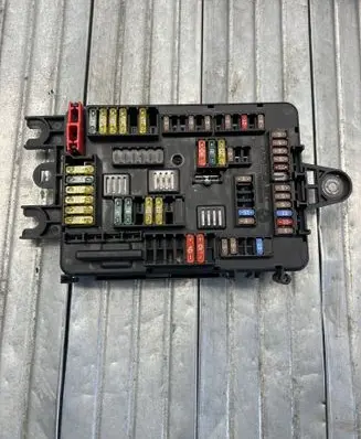 BMW 3 F30 F35 F31 Fuse box set 9337880 19446000001 17052014