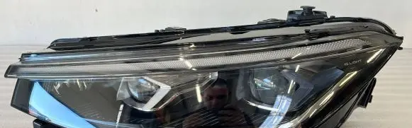 Volkswagen PASSAT B8 Headlight/headlamp 3J1941035