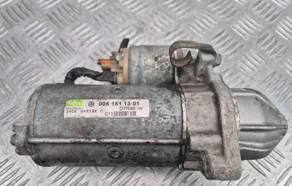 Mercedes-Benz C W203 Starter motor 0051511301 D7R46 24C60495RK