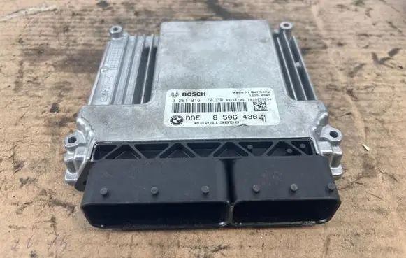 BMW 1 E81 E87 Engine control unit/module 0281016110 030513856 8506438