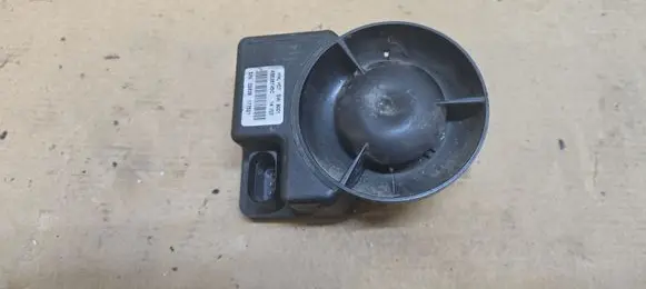 Volkswagen PASSAT B6 Alarm system siren 1K0951605D