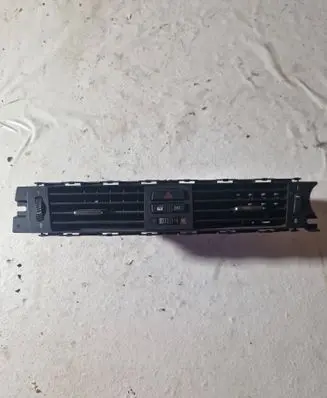 BMW 3 E90 E91 Dash center air vent grill 9130464903 14482110