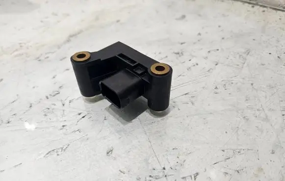 BMW 5 E60 E61 Airbag deployment crash/impact sensor 6977398