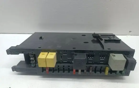 Mercedes-Benz C W203 SAM control unit 0035455101 0004315215502 5DK00797430
