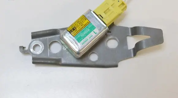 Lexus GS 300 350 430 450H Airbag deployment crash/impact sensor 8983030130 1879001762