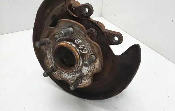 Toyota Auris E180 Rear wheel hub
