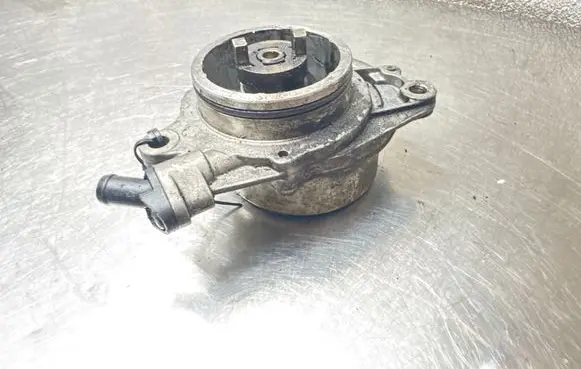 BMW X5 E53 Vacuum pump 72832710C 7786841F 02T1311560