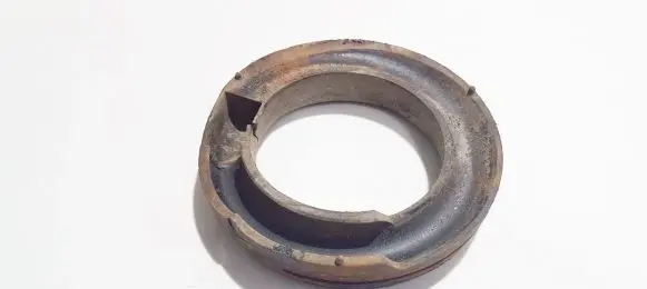 Mercedes-Benz E W210 Front coil spring rubber mount a2103210184