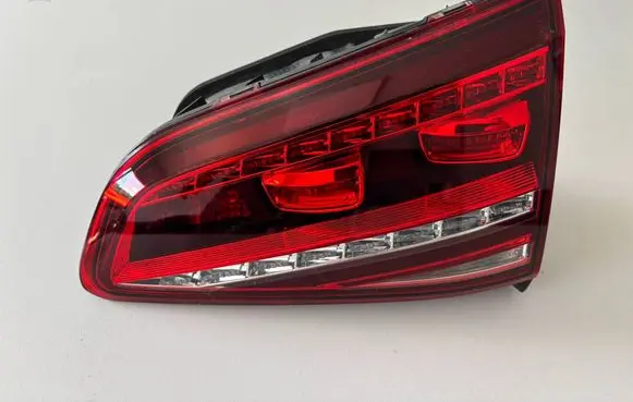 Volkswagen Golf VII Tailgate rear/tail lights 5G0945308F