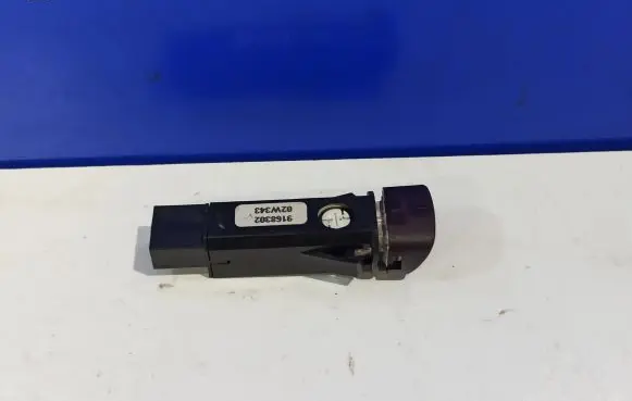 Volvo XC90 Hazard light switch 9168302 9123682