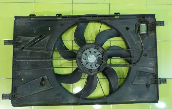 Opel Astra J Fan set 97055985 SP1