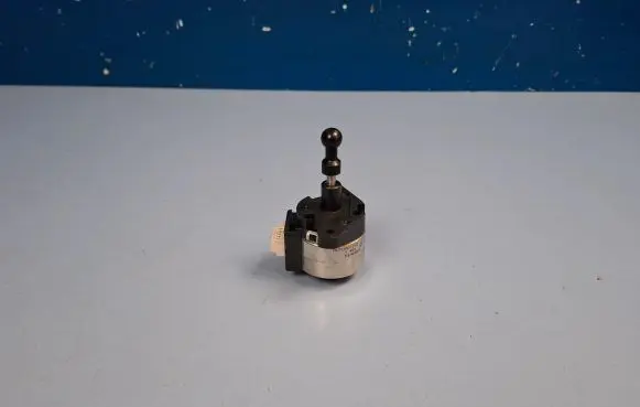 Headlight level adjustment motor