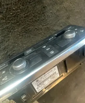 Audi A6 S6 C6 4F Climate control unit 4F1820043AB 5HB00883308 4F0910043