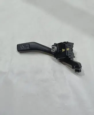 Volkswagen Golf V Indicator stalk 1K0953513E 01103510 10351072005129