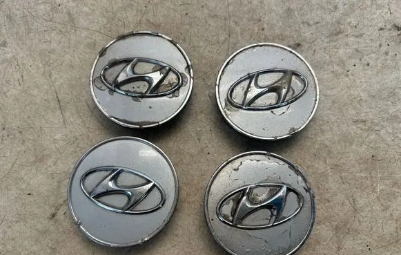 Hyundai Tucson TL Original wheel cap 529602S250