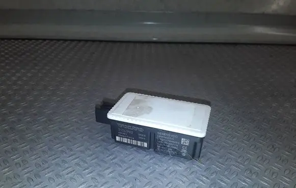 Volvo V50 Door central lock control unit/module 31252983