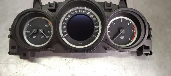 Mercedes-Benz C W204 Speedometer (instrument cluster) A2049005713