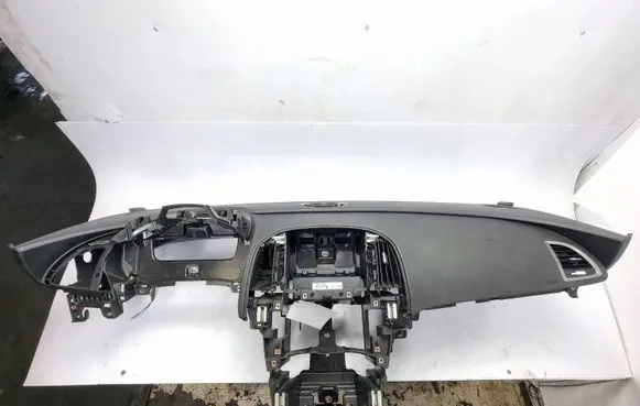 Opel Astra J Dashboard