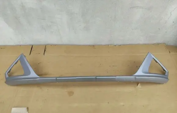 Seat Arona Front bumper lip 
