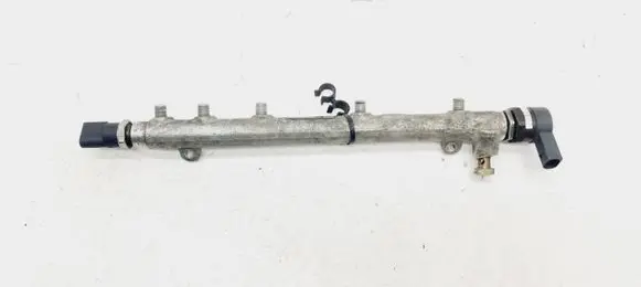 Mercedes-Benz C W203 Fuel main line pipe A6110700395 A6110780449 0281002504
