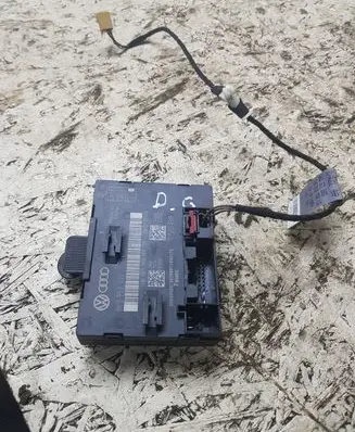 Audi A4 S4 B8 8K Door control unit/module 8K0959794