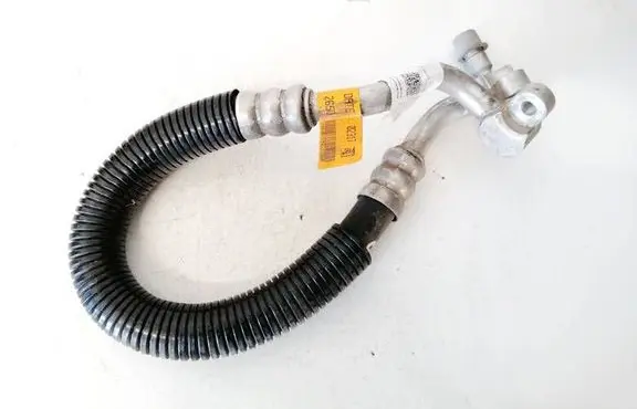Air conditioning (A/C) pipe/hose