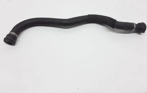 BMW 5 G30 G31 Engine coolant pipe/hose 8602870
