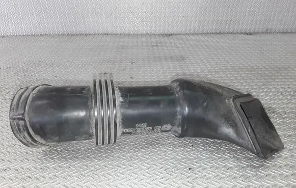 Audi A8 S8 D2 4D Air intake hose/pipe 077129643A